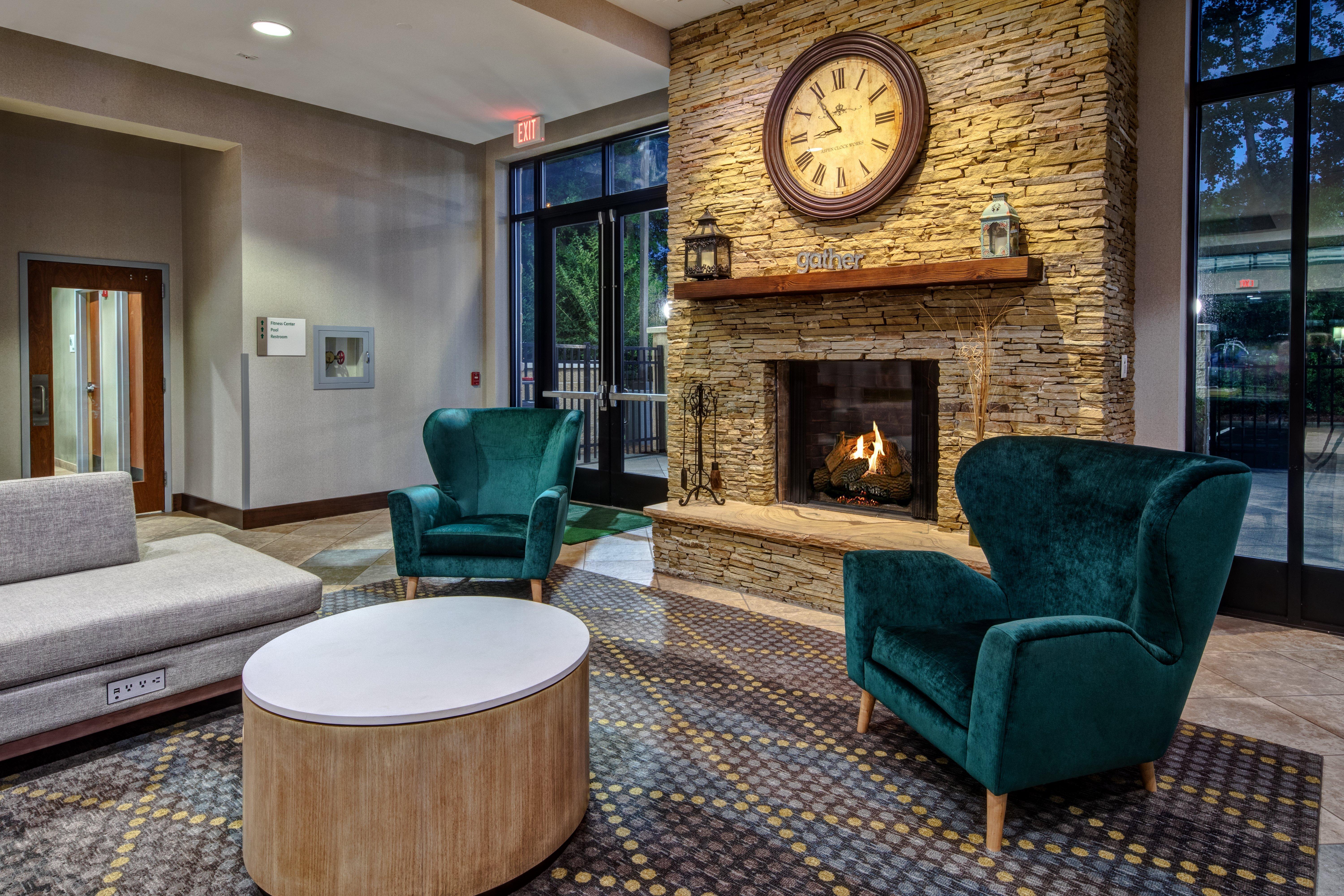 Holiday Inn Rocky Mount I-95 @ Us 64 By Ihg Exterior foto
